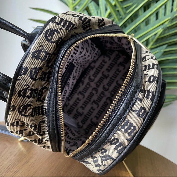 Juicy Couture - Picture 9 of 15